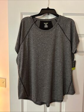 Tek Gear Heather Gray Women’s Short-Sleeve Athletic Tee. XXL